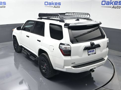 Used 2021 Toyota 4Runner Venture w/ Moonroof Package AWD/4WD image 53