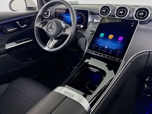 Certified 2025 Mercedes-Benz GLC 300 image 16