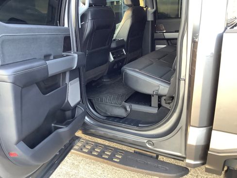 Used 2023 Ford F250 Lariat w/ Lariat Ultimate Package image 17