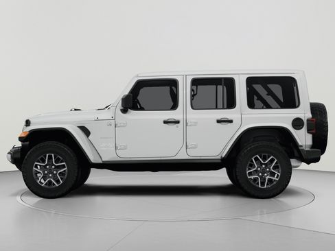 Used 2024 Jeep Wrangler Unlimited Sahara w/ Technology Group AWD/4WD image 2