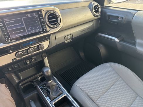 Used 2022 Toyota Tacoma SR5 image 29
