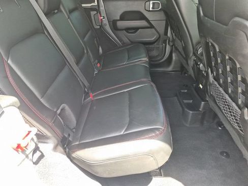 Used 2021 Jeep Wrangler Unlimited Rubicon AWD/4WD image 25