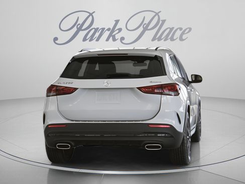 Certified 2023 Mercedes-Benz GLA 250 4MATIC image 18
