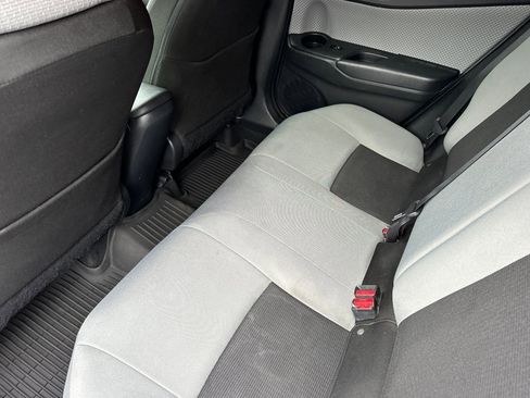 Used 2019 Toyota C-HR XLE image 13