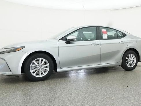 New 2026 Toyota Camry LE image 8