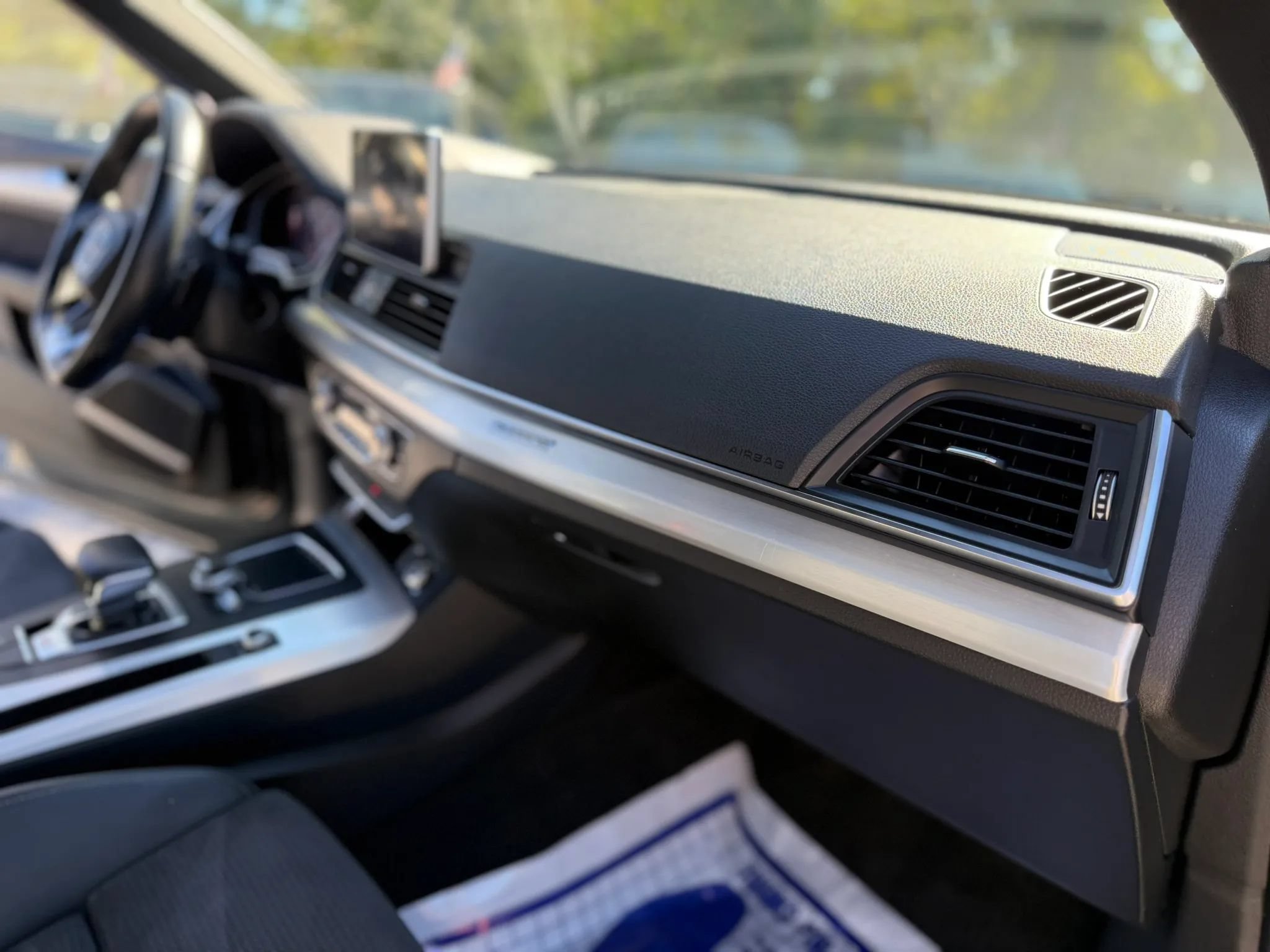 Used 2018 Audi SQ5 Prestige w/ Prestige Package AWD/4WD image 11