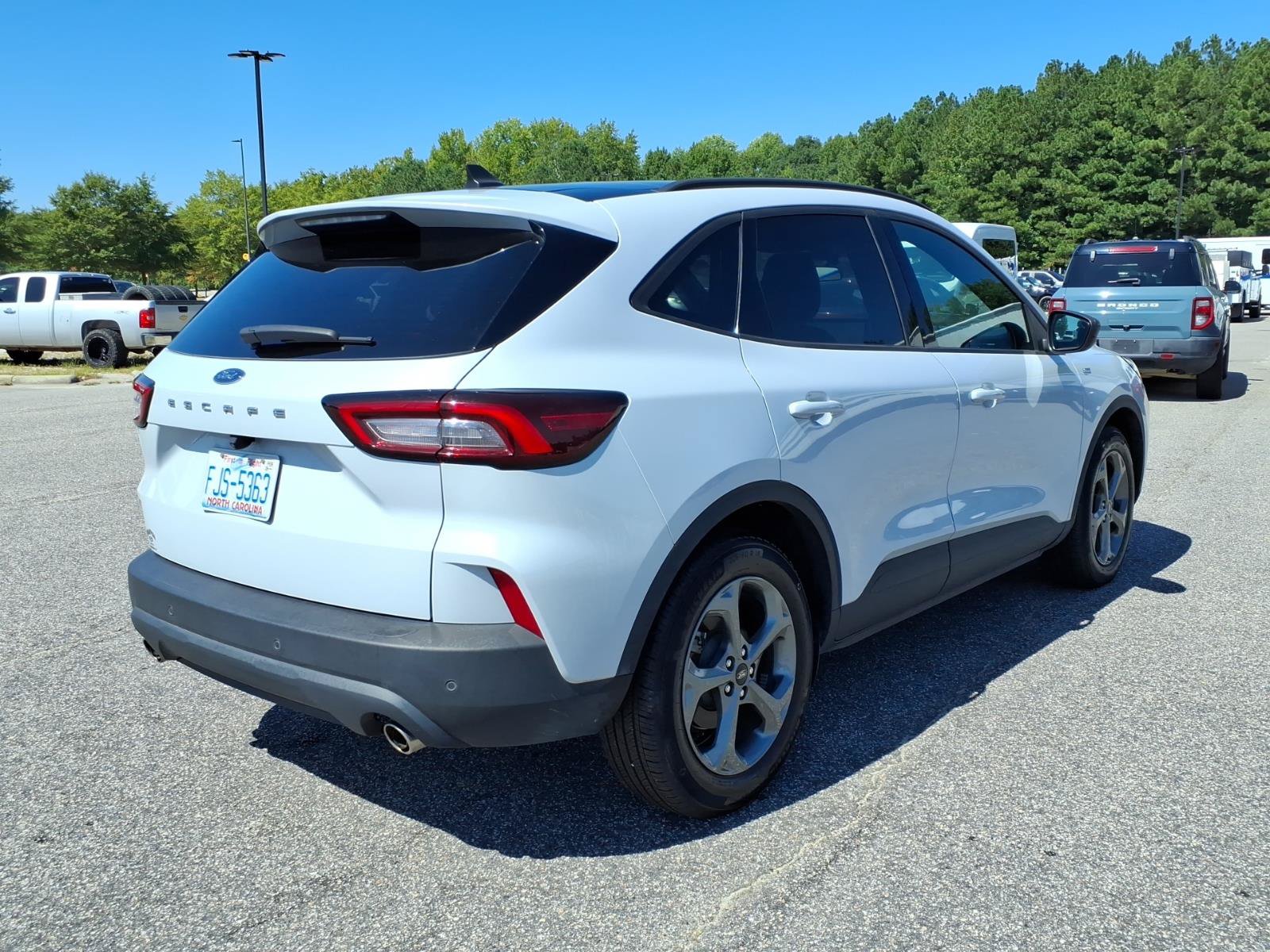 Used 2025 Ford Escape ST-Line w/ Tech Pack #1 FWD image 23