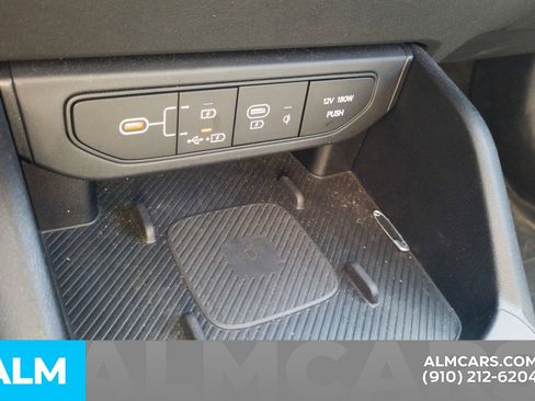 Used 2025 Kia K4 EX image 11