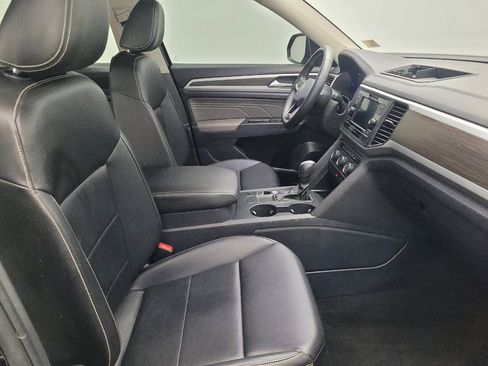 Used 2023 Volkswagen Atlas SE image 21