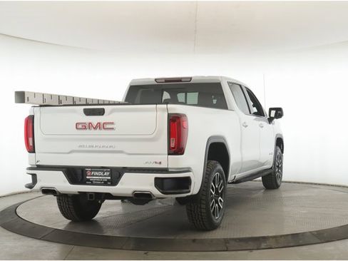 Used 2022 GMC Sierra 1500 AT4 w/ AT4 Premium Package image 7