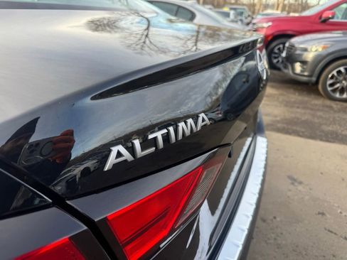 Used 2023 Nissan Altima 2.5 SV image 8