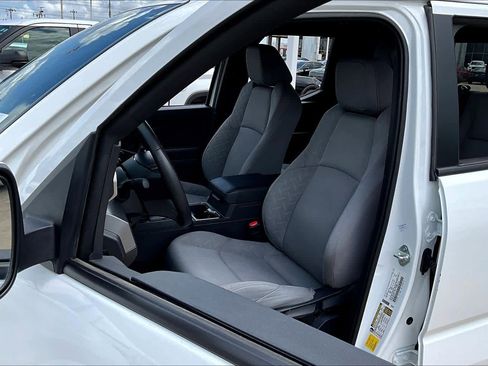 Used 2024 Toyota Tacoma SR5 image 8