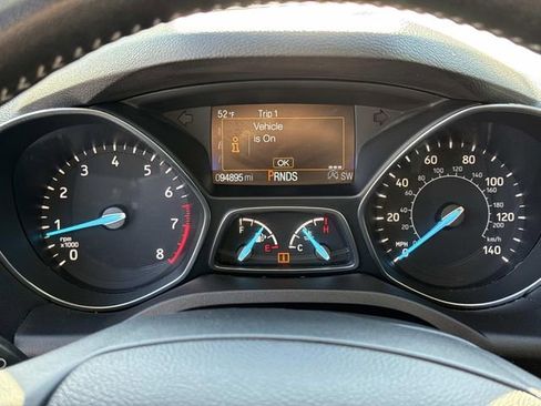 Used 2018 Ford Escape SE w/ SE Sport Appearance Package image 26