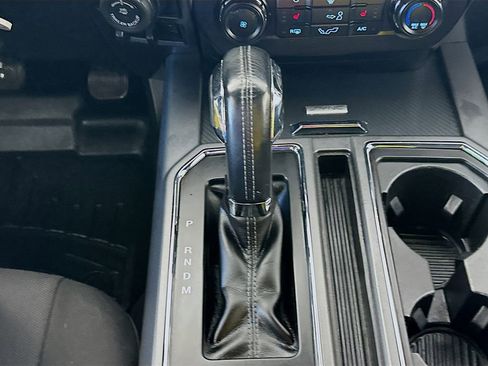 Used 2018 Ford F150 XLT w/ Equipment Group 302A Luxury AWD/4WD image 16