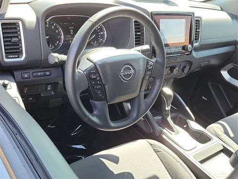 Certified 2023 Nissan Frontier SV w/ SV Convenience Package image 2
