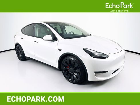 Used 2023 Tesla Model Y Performance image 1
