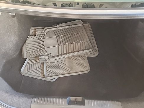 Used 2011 Honda Civic LX image 7