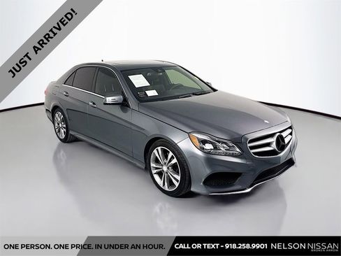 Used 2016 Mercedes-Benz E 350 Sedan image 3