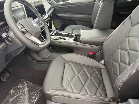 New 2026 Volkswagen Atlas Cross Sport SE AWD/4WD image 9