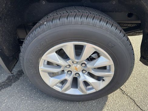 New 2026 Chevrolet Silverado 1500 Custom image 25