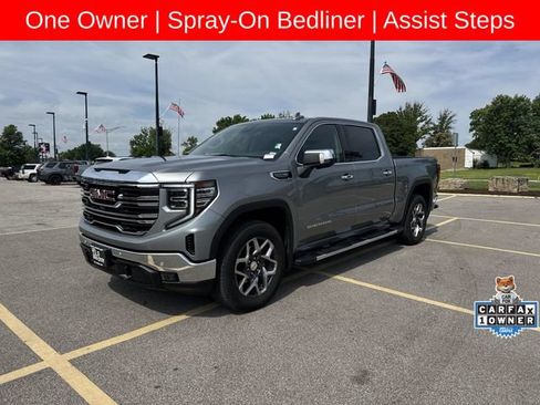 Used 2024 GMC Sierra 1500 SLT w/ SLT Premium Plus Package AWD/4WD image 1