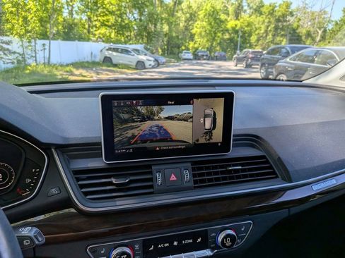 Used 2018 Audi Q5 Prestige w/ Prestige Package AWD/4WD image 13