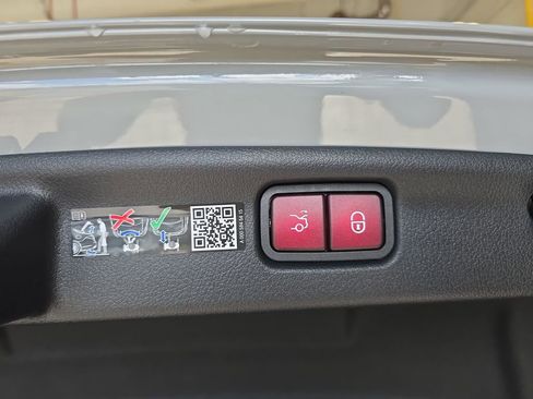 New 2026 Mercedes-Benz C 300 Sedan image 14