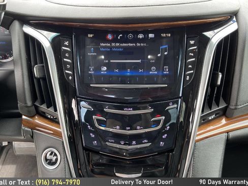 Used 2016 Cadillac Escalade ESV Premium image 18