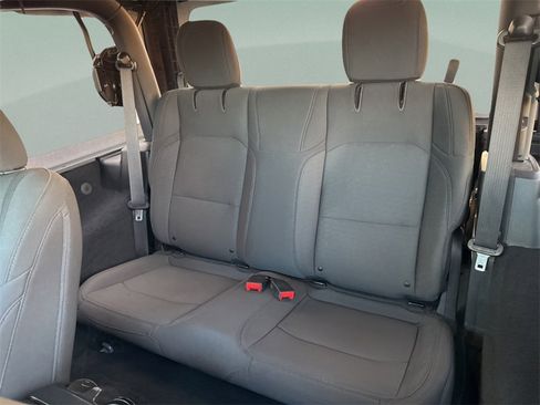 Used 2019 Jeep Wrangler Sport image 11