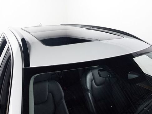 Certified 2023 Volvo XC90 T8 Plus w/ Protection Package Premier AWD/4WD image 5