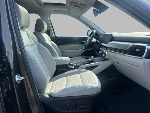 Used 2024 Kia Telluride SX Prestige w/ Towing Package AWD/4WD image 19