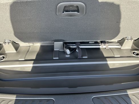 New 2026 GMC Yukon Elevation w/ LPO, Get Active Package image 20