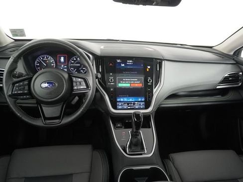 Certified 2025 Subaru Outback Onyx Edition AWD/4WD image 34