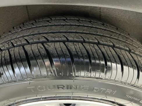 Used 2019 Nissan Rogue Sport S image 27