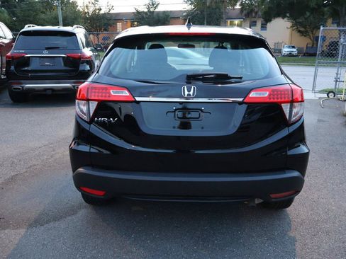 Used 2019 Honda HR-V LX image 6