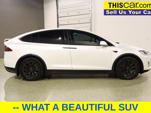 Used 2018 Tesla Model X 75D image 8