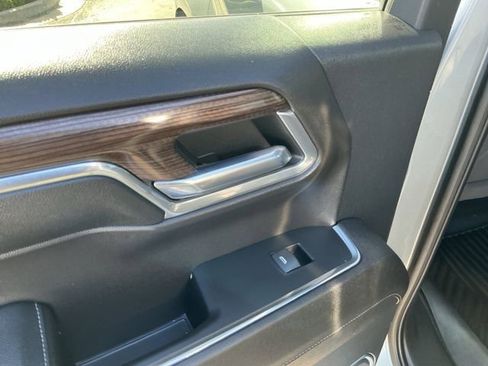 Certified 2023 Chevrolet Silverado 1500 RST AWD/4WD image 15