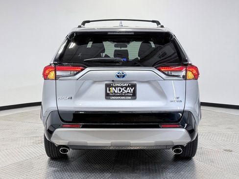 Used 2024 Toyota RAV4 SE image 5