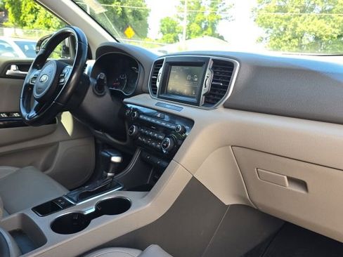 Used 2018 Kia Sportage EX FWD image 21