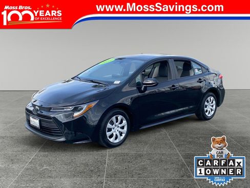 Used 2025 Toyota Corolla LE FWD image 1