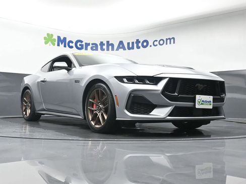 Used 2024 Ford Mustang GT Premium image 14