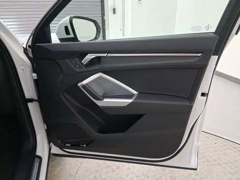 New 2025 Audi Q3 2.0T Premium image 20