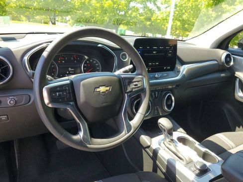 Certified 2024 Chevrolet Blazer LT w/ Convenience Package FWD image 7