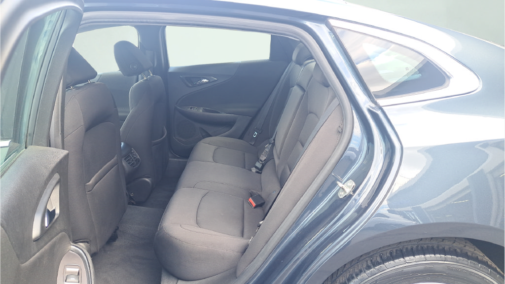 Used 2019 Chevrolet Malibu LT FWD image 24
