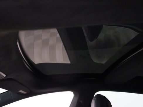 Used 2018 Tesla Model S P100D image 18