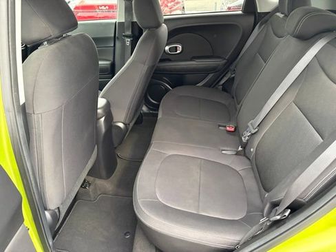 Used 2015 Kia Soul image 25