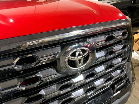 Used 2024 Toyota Tundra Platinum image 30