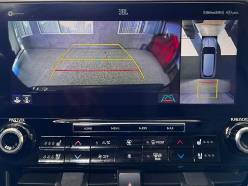 Used 2020 Toyota Highlander Limited image 33