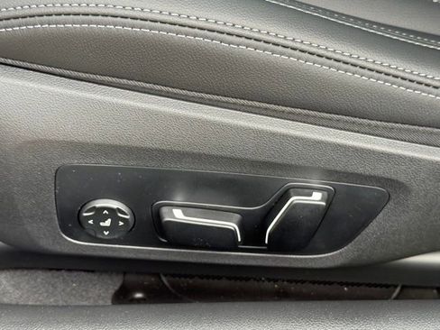 New 2026 BMW M440i Coupe w/ Parking Assistance Package image 16