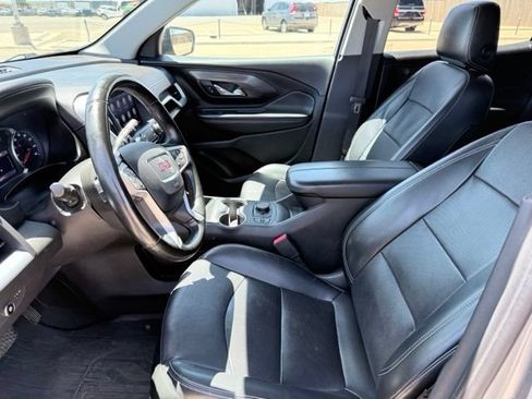 Used 2023 GMC Terrain SLT AWD/4WD image 15